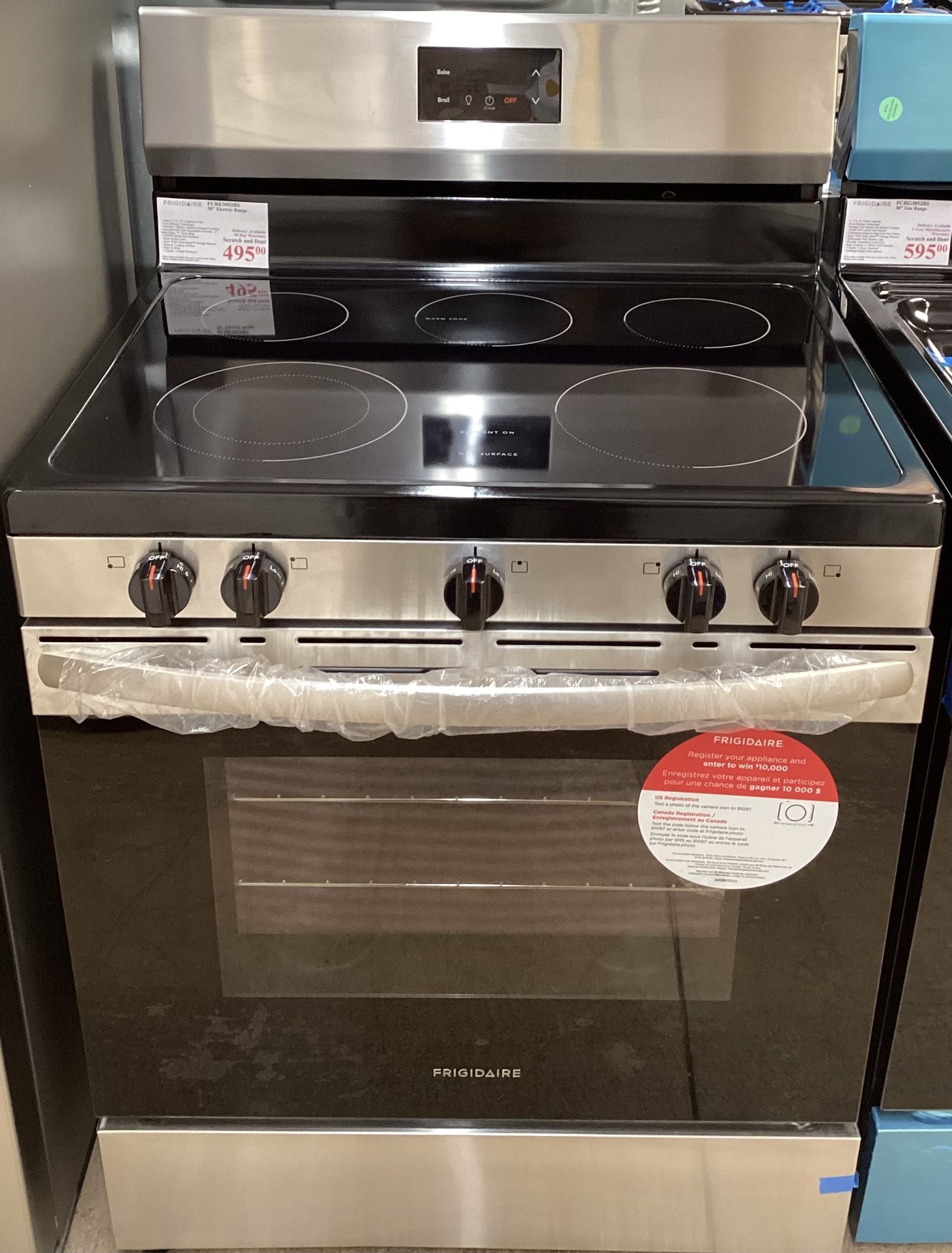 New FRIGIDAIRE 30” Electric Range