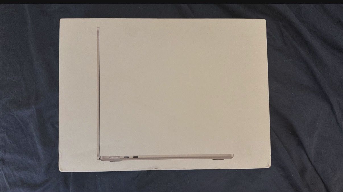 Brand Mew MacBook Air M4 Chip