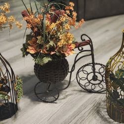 Wire Vase And Wire Tricycle 