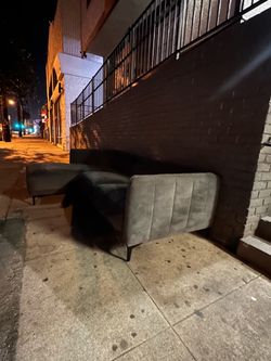 Sectional couch