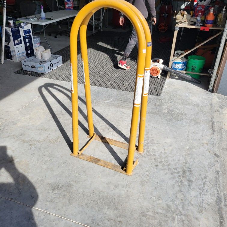 Tire Cage