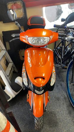 Taotao Moped 49 Cc Scooter 