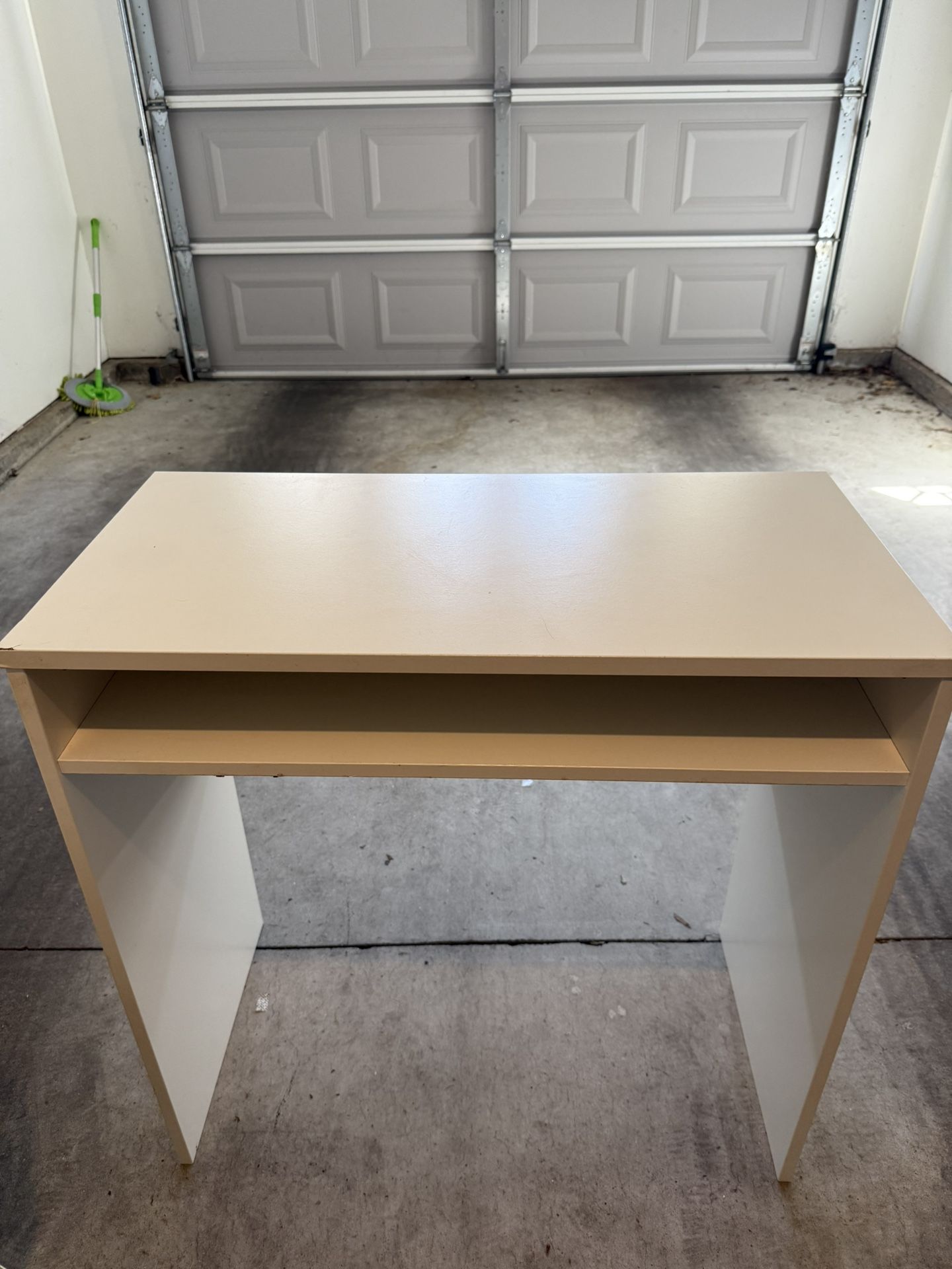 White Desk