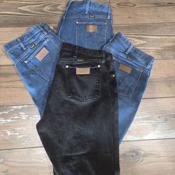 Mens Wranglers 38 X 34