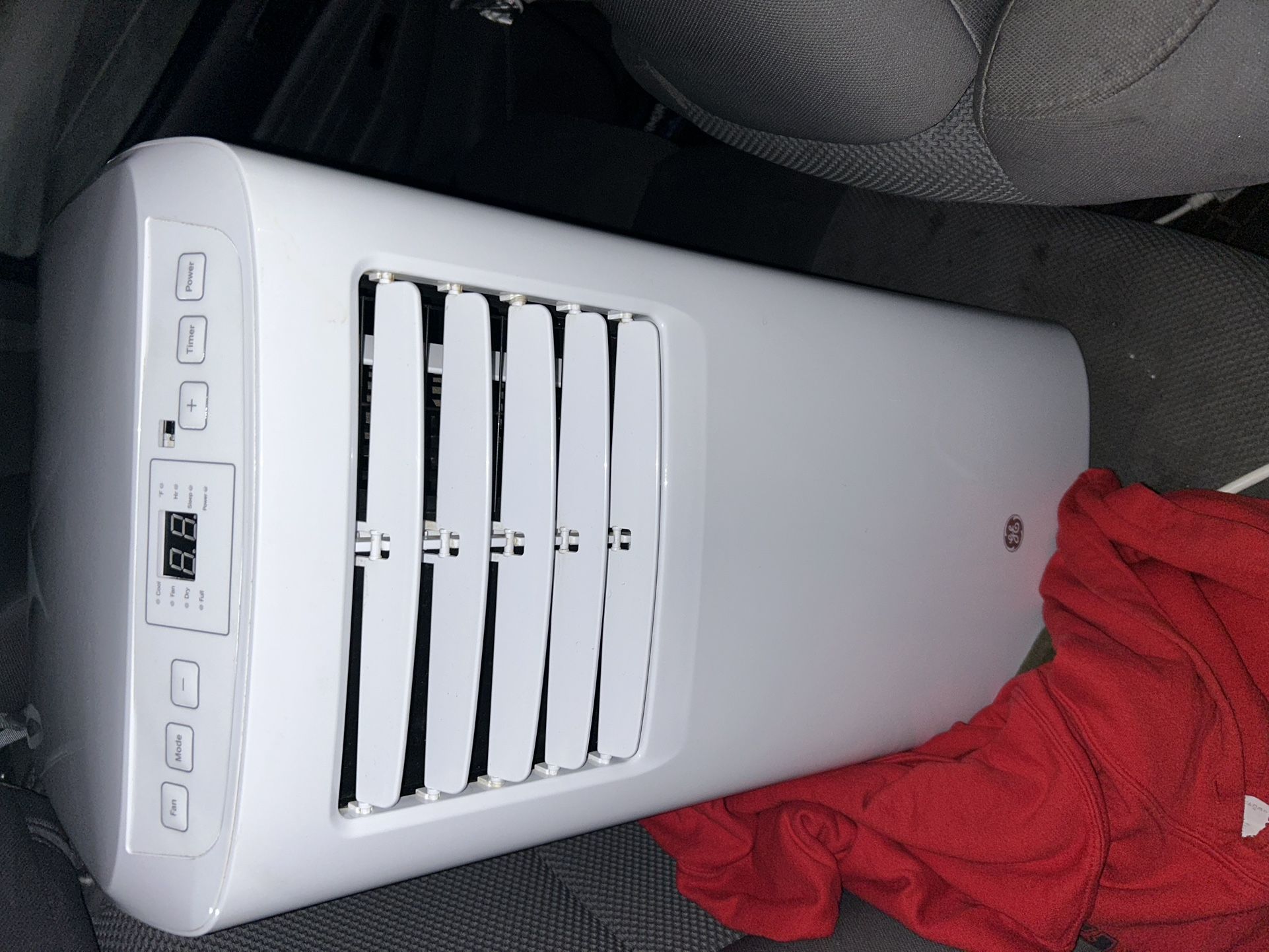 Brand new portable air conditioner