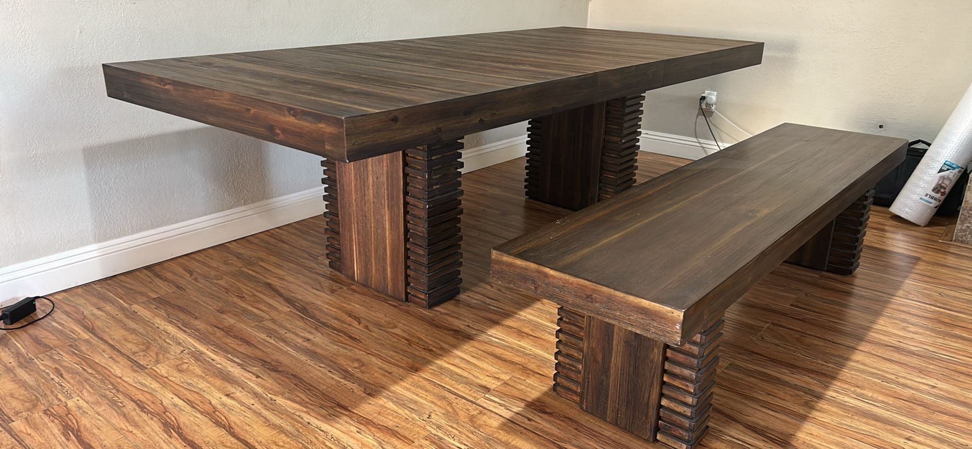 Living Spaces Dining Table With Bench