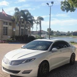 Lincoln MKZ 