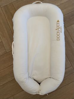 Dock a Tot Deluxe