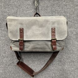 ONA Union Street Camera Messenger 15” Laptop Bag - $100 OBO