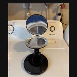 Foldable table top vanity mirror great for traveling lights up batteries not included