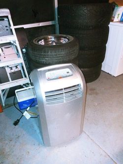 Portable air conditioner