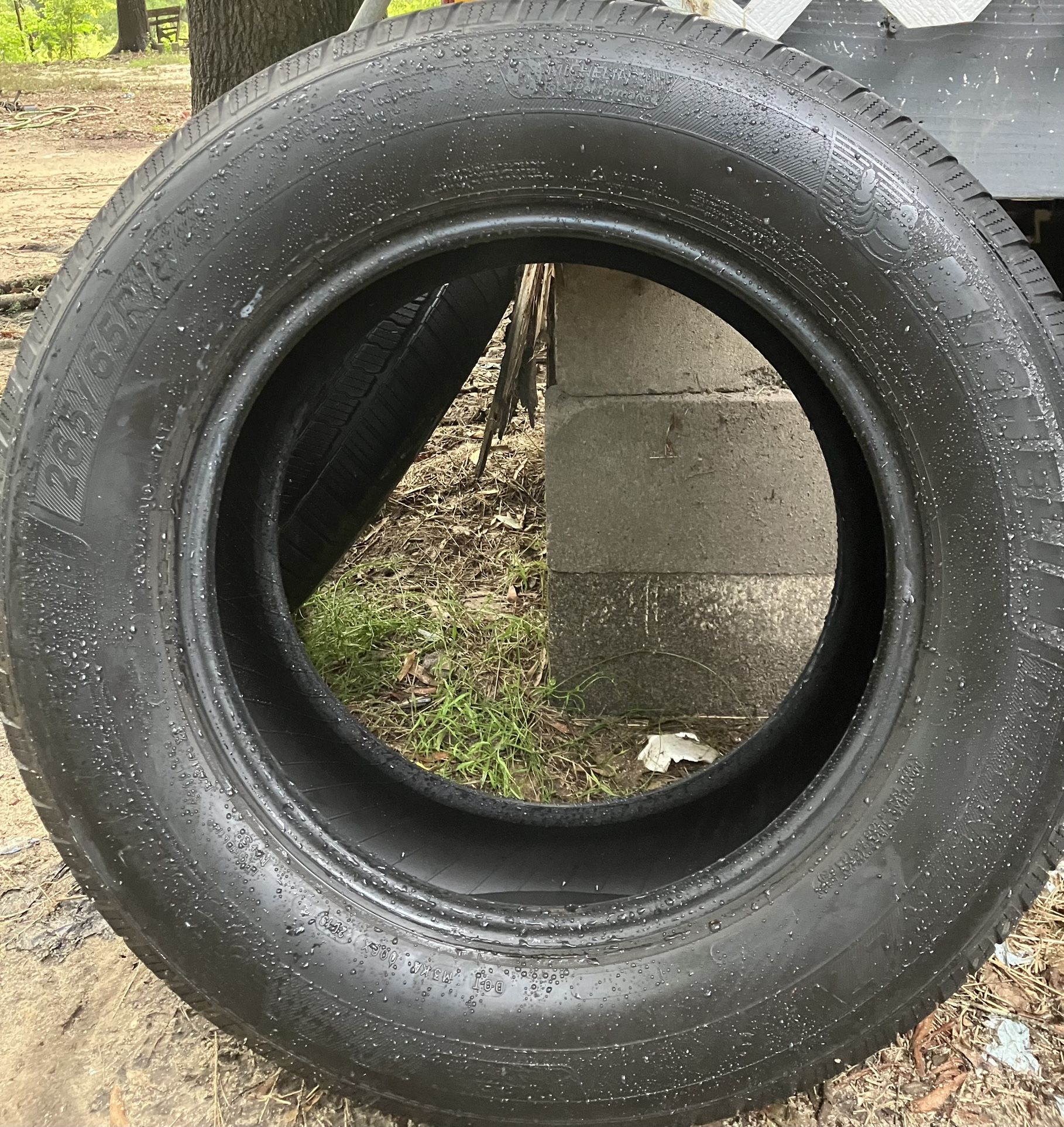 (2) 265/65/R18 Michelin Defender Pre-Owned Tires
