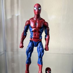 Marvel Legends Spiderman 