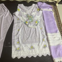 New 3 Piece Pakistani Dress Lawn Sanasafinaz