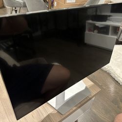 Dell Monitor S2419H is a 24-inch Full HD (1920x1080) dual HDMI