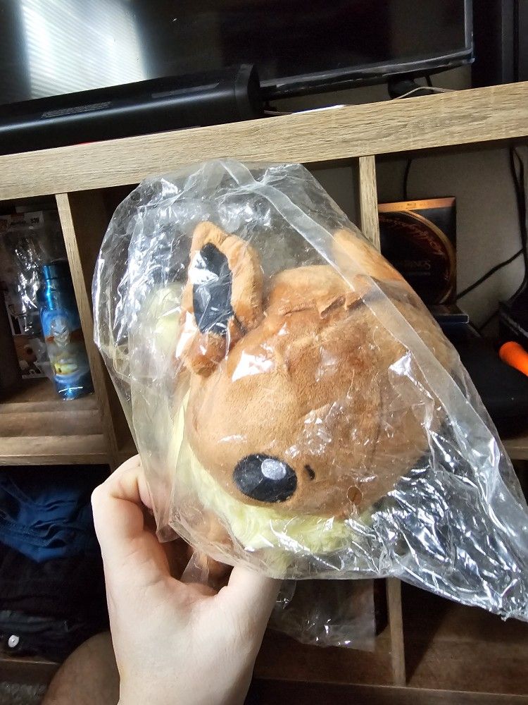 Evee Plushie