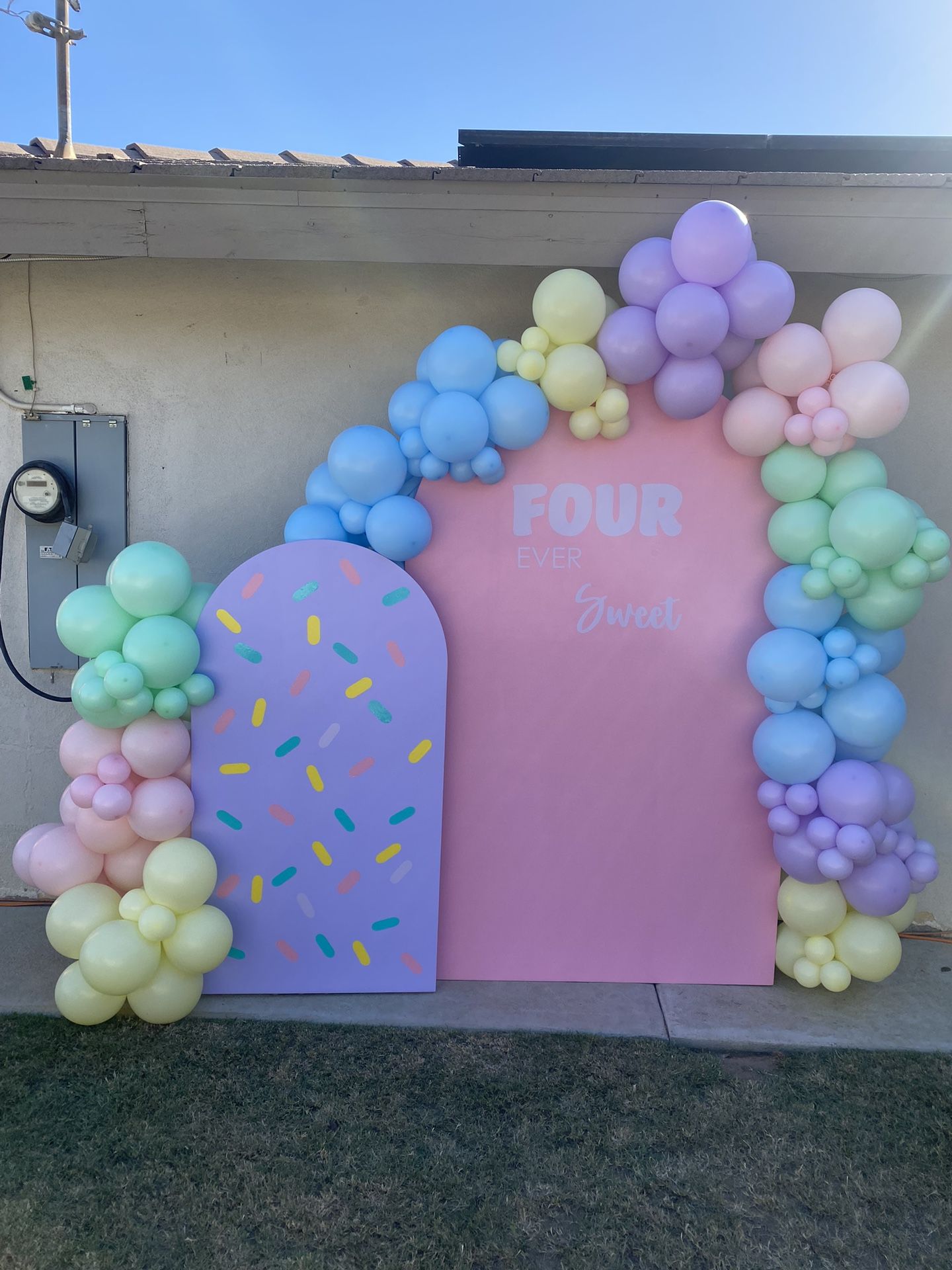 So Sweet Pastel Backdrop And Balloons