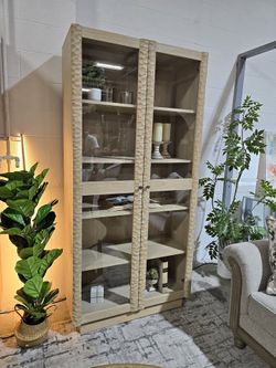 Jupiter Display Cabinet, New!