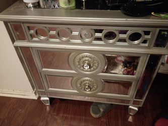 Mirror Queen bed suit