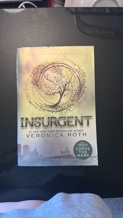 Insurgent by Veronica Roth Paperback
