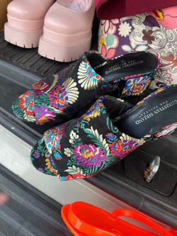 Stylish Chinese heels