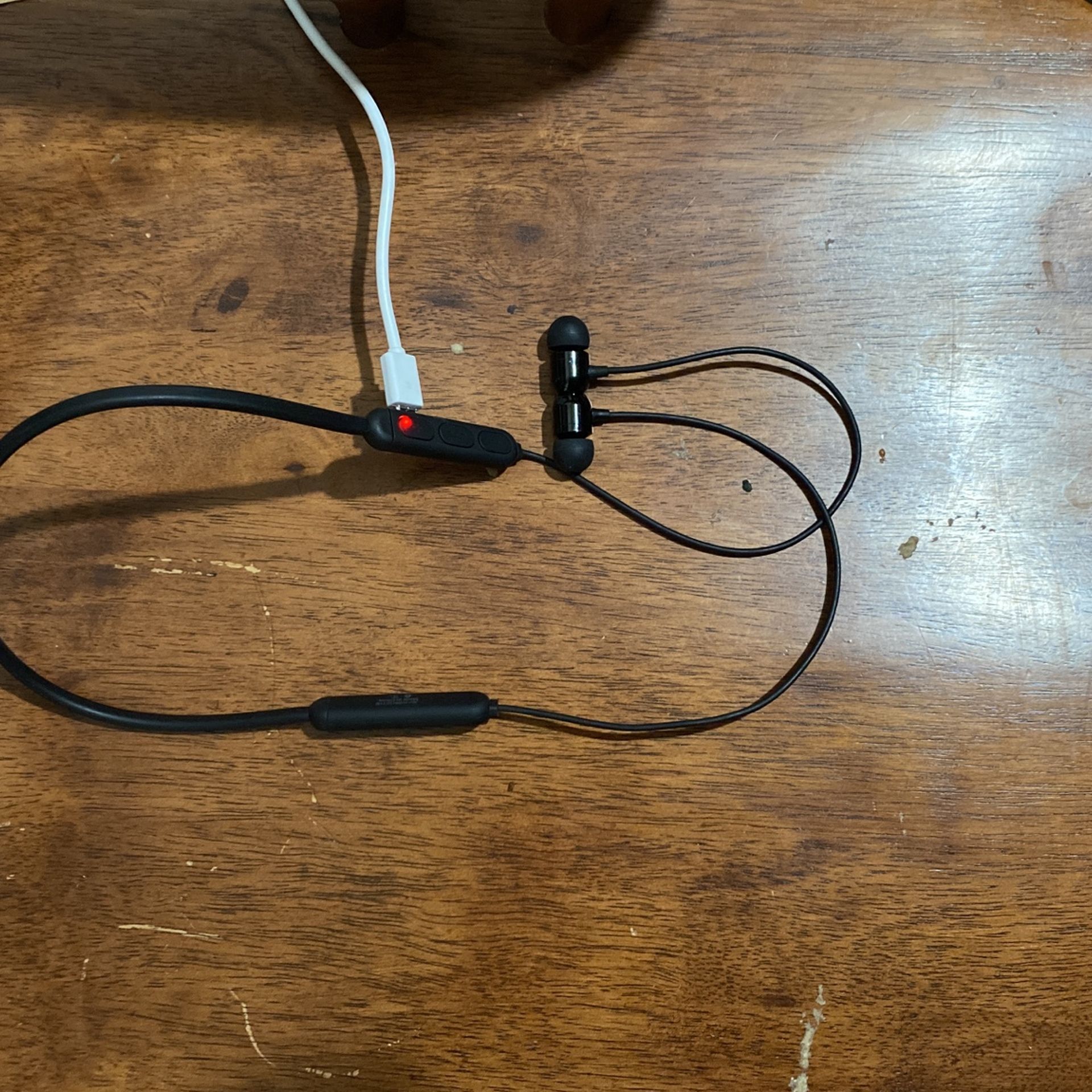 AVIA bluetooth Headset