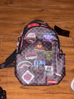 Authentic sprayground backpack -BROKEN ZIPPER