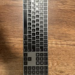 Apple Magic Keyboard - Space Gray - Excellent Condition