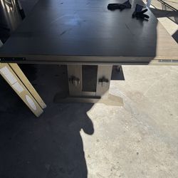 Dining room table need gone asap