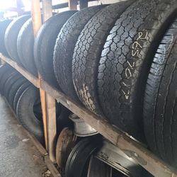 265 70 17 (4) highbtread used tires FREE installation and balance