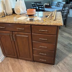 kitchen cabinets with peninsula