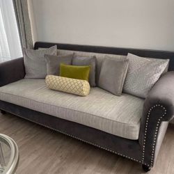 Sofa And Move Seat