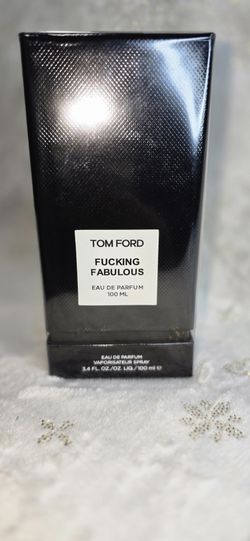 TOM FORD 