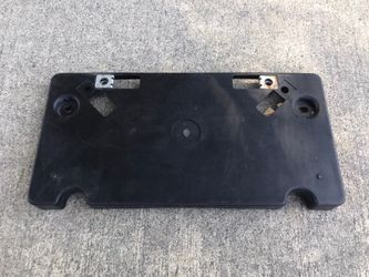 2004 - 2009 OEM Lexus Rx330 Rx350 Front License Plate Bracket 52114-0E010