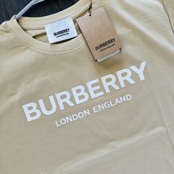 Burberry Tan Tshirts💥 fast Shipping 💥 3 For $100💥No Large Size💥