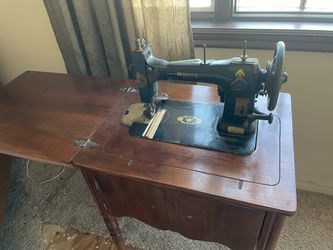 Antique 1917 White Rotary sewing machine