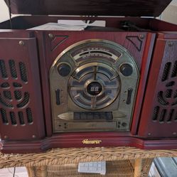 Radio,CD,Record Player