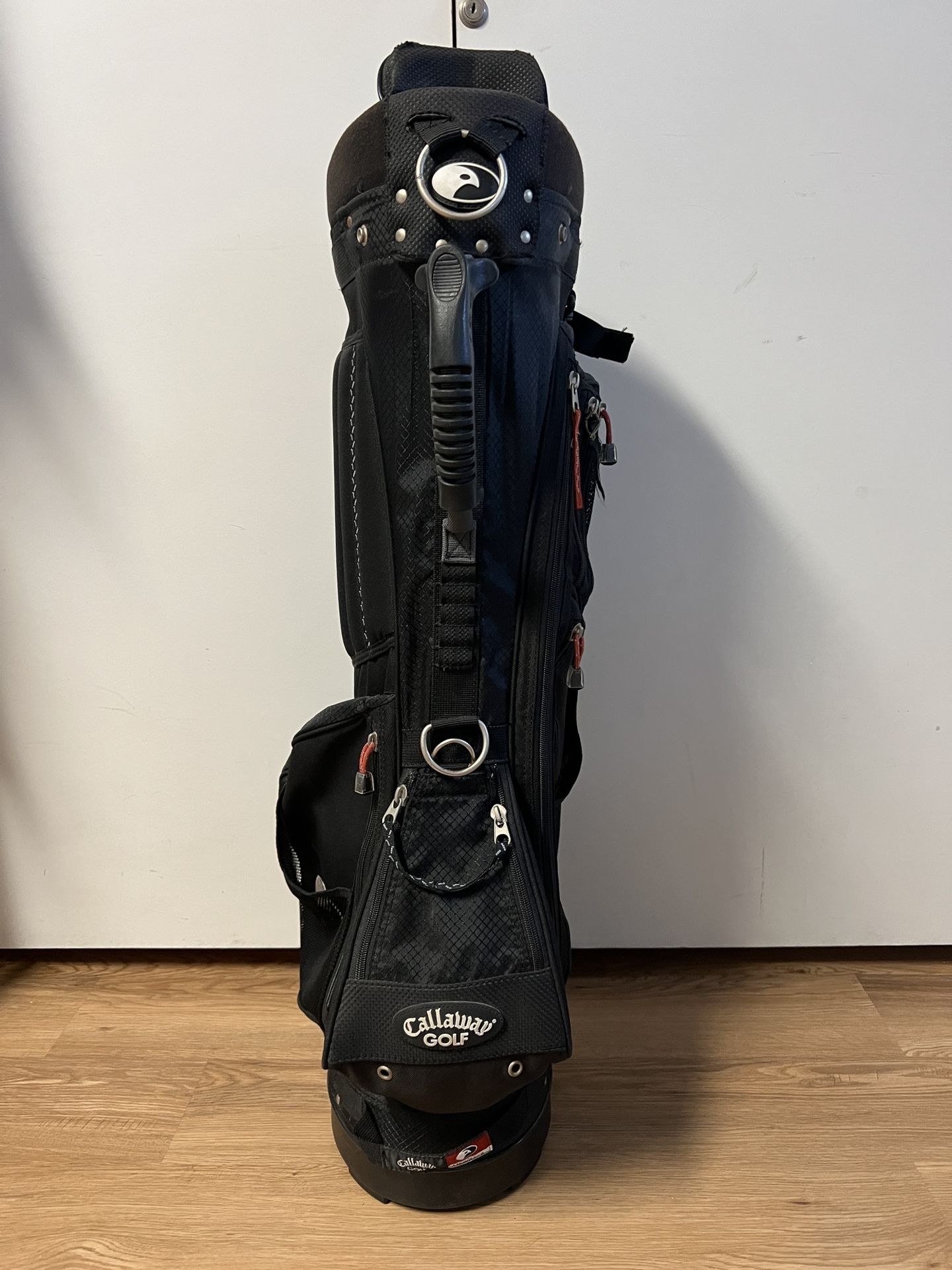 Calloway Daytripper Golf Bag & Izzo Dual Shoulder Strap for Sale in