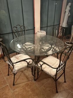 Table And Chairs 