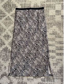 CAMI NYC Jessica skirt 100% silk, size M
