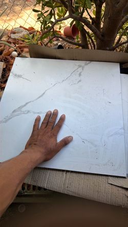 Tile marble free around 8 pieces