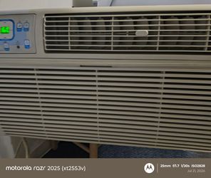 Frigidaire 8000 BTUs air conditioner