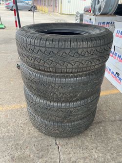 265/70/17” PIRELLI, Like New