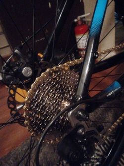 HARO DOUBLE PEAK MOUNTAINBIKE