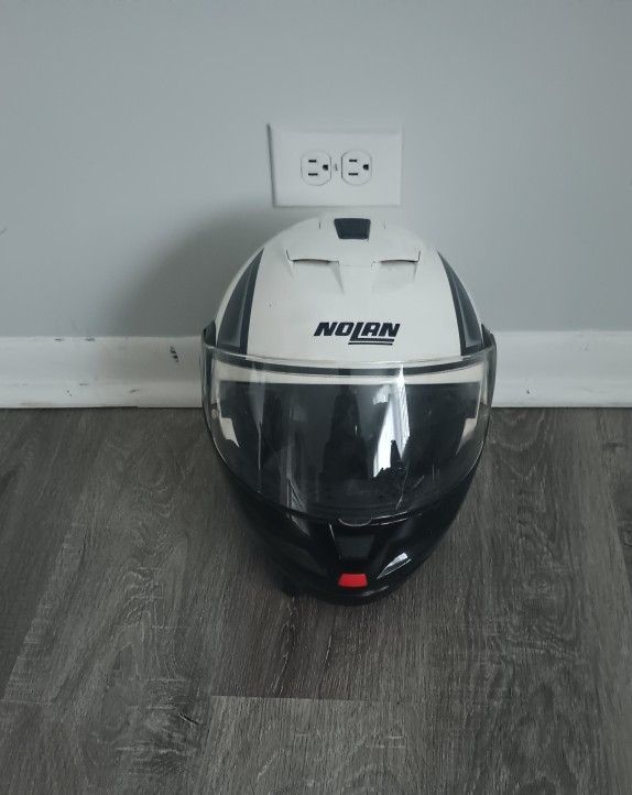 Nolan N103 Flip-Up Motorcycle Helmet (XXL) – Modular | Clean & Ready to Ride | $25