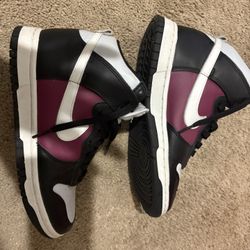 Nike Dunks 6.5 Size