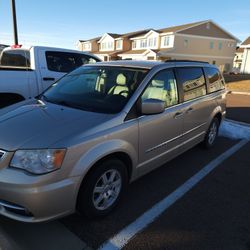 2013 Chrysler Town & Country