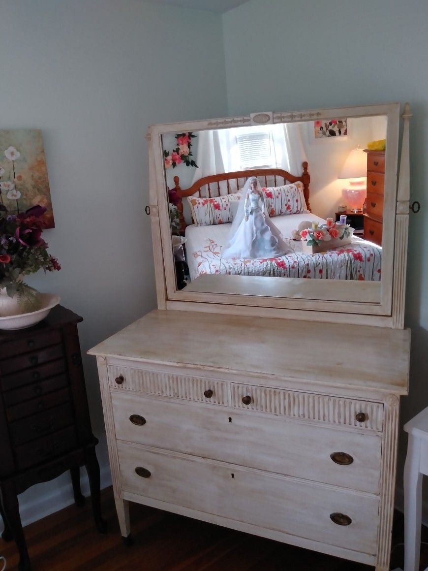 Two Dressers One Antique Both For 100