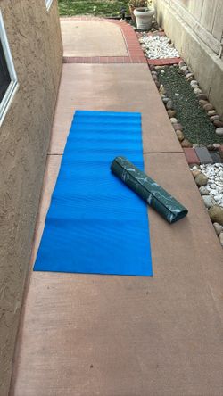 BLUE AND GREEN YOGA MATS 5.5 FEET