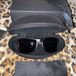 Oakley Hollbrook Polarized Brand New